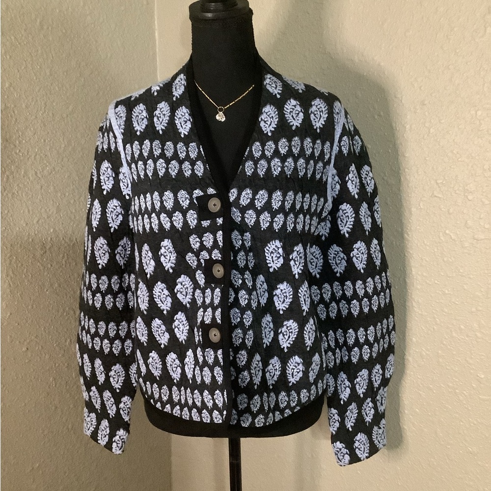 NWT NIC + ZOE Quilted Cardigan‎ in navy/light blue